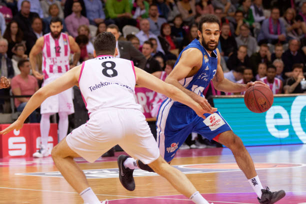 尼两国的友 尼两国的友